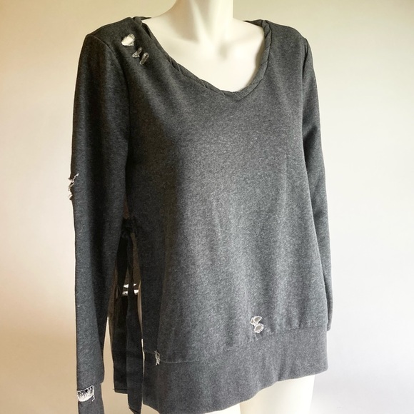 New Romeo + Juliet Grey 80%Cotton 40%Polyester Long Sleeve Pullover size S - Picture 4 of 15